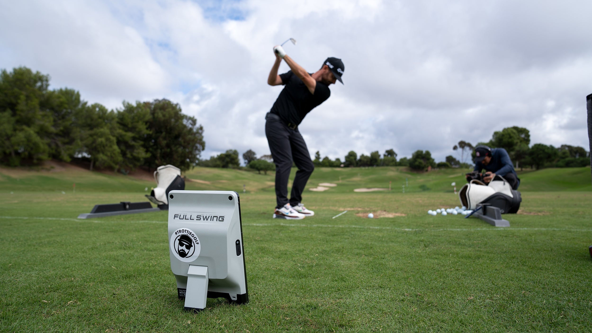 Which Launch Monitors and Indoor Set-Ups Do PGA Coaches and Pros Use?